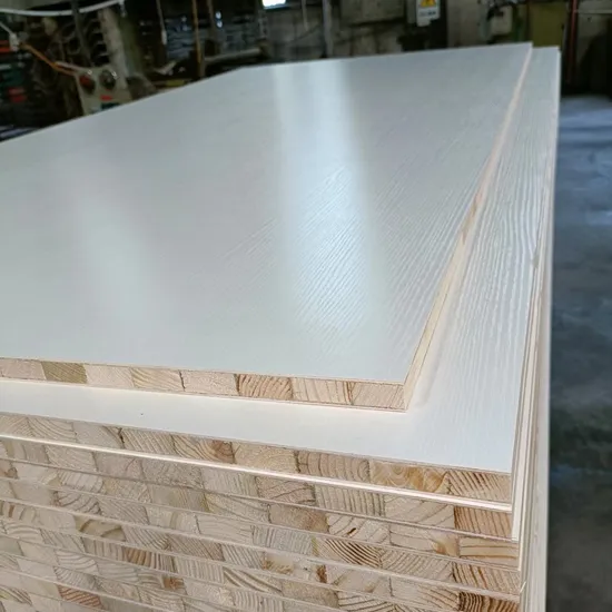1220X2440X18mm Matt or Glossy White Melamine Block Board/Blockboard 